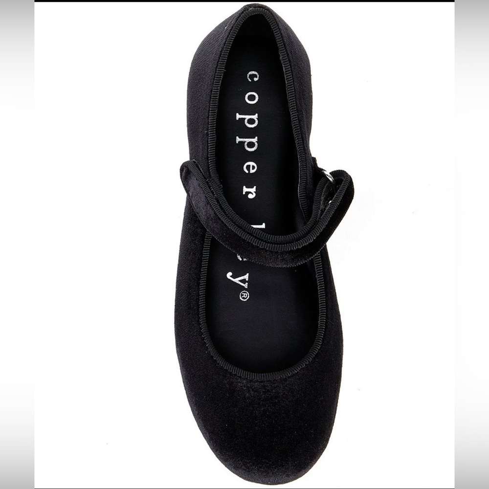 Copper Key Classic Black Flats